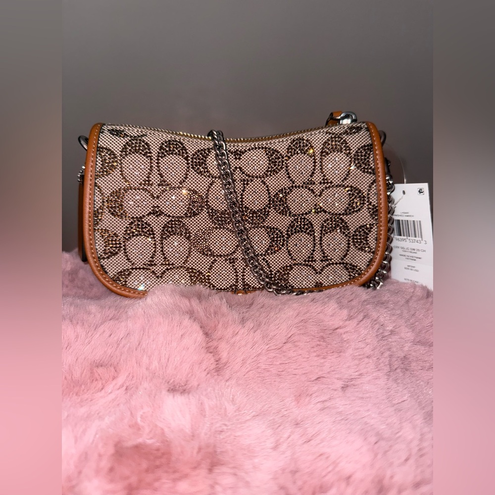 Coach Crystal Signature Jacquard 20